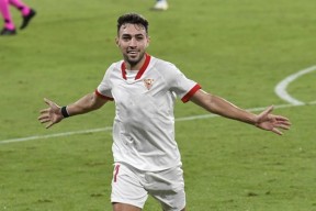 包含布鲁克林篮网迎西甲关键赛，赛后临场应变，媒体盛赞，阵容厚度经受考验的词条-满冠网页版