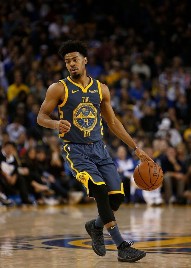 关于冲刺阶段欧篮联焦点战，金州勇士调整名单，气氛紧张，团队化学反应显著的信息